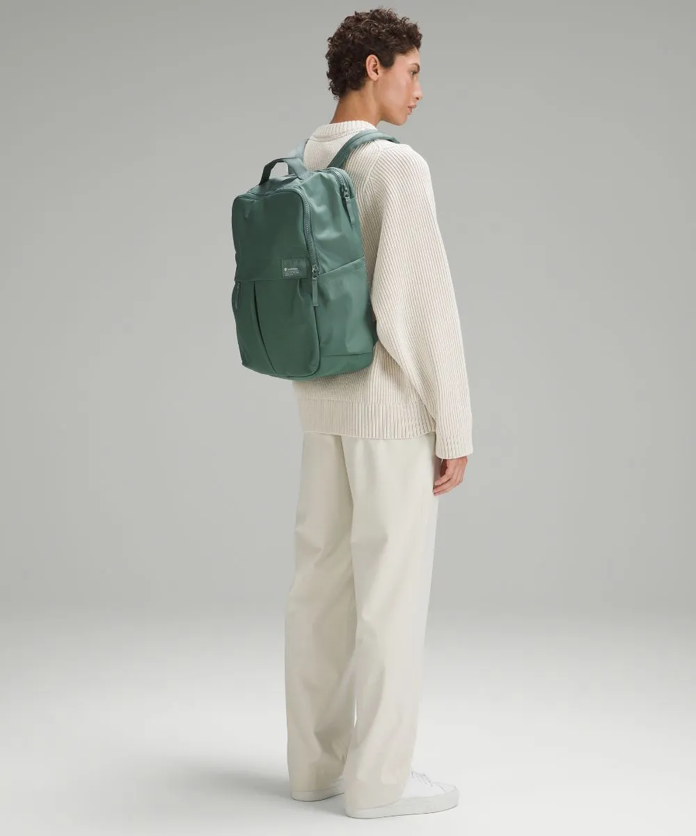 Backpack for every day 20 23 l Lululemon, green