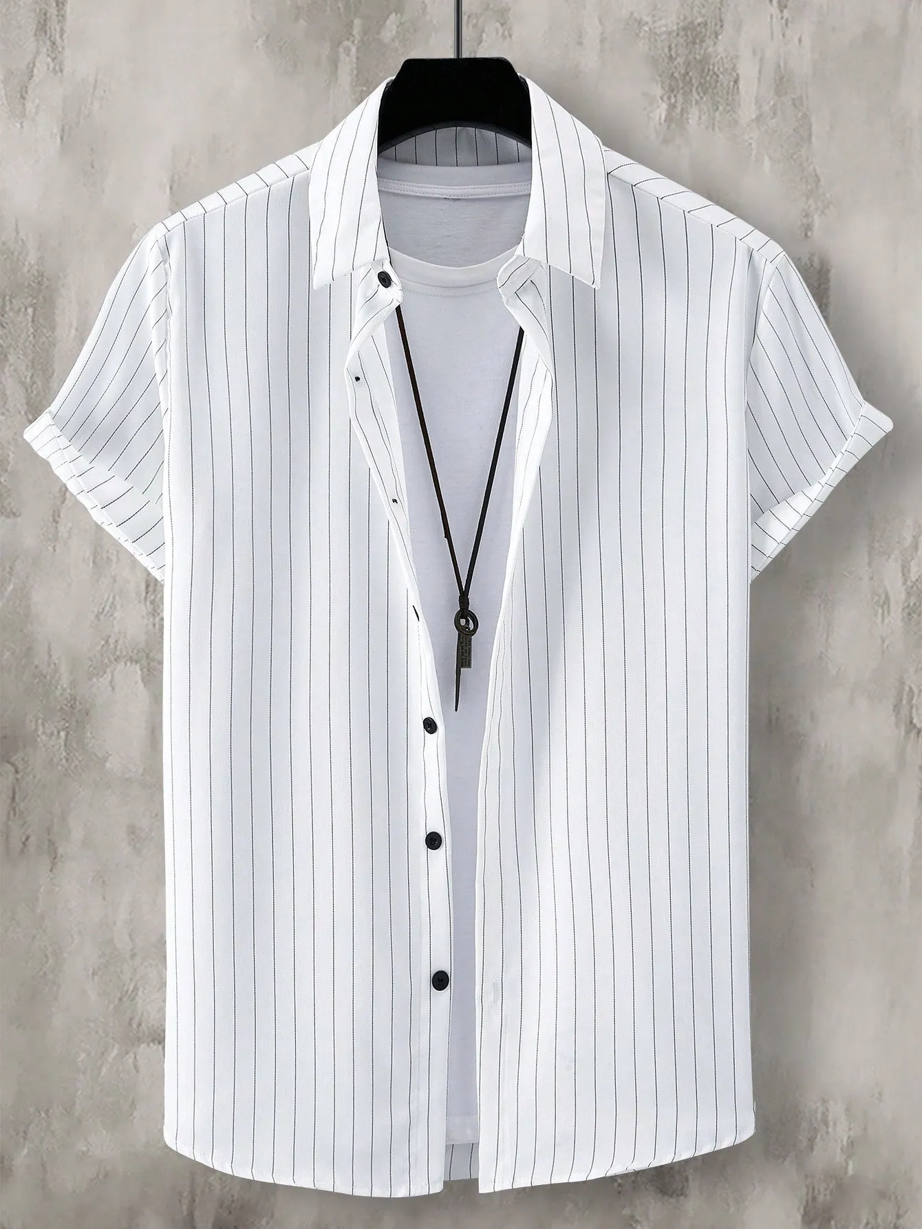 Manfinity Homme Men Striped Button Front Shirt Without Tee