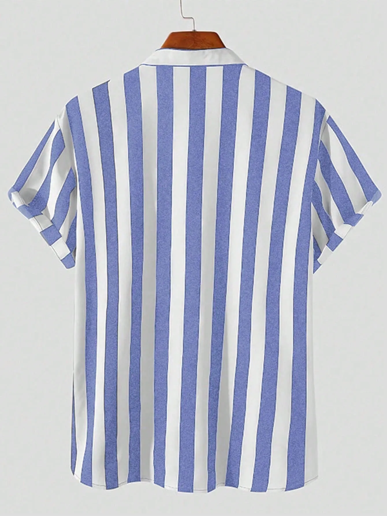 Men Vertical Striped Button Up Shirt