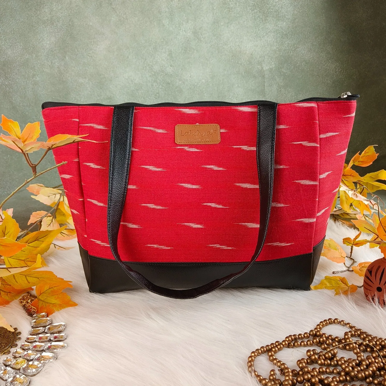 Sarus Crane Series Jumbo Tote Red with White Horizontal Ditsy Fret Patterns