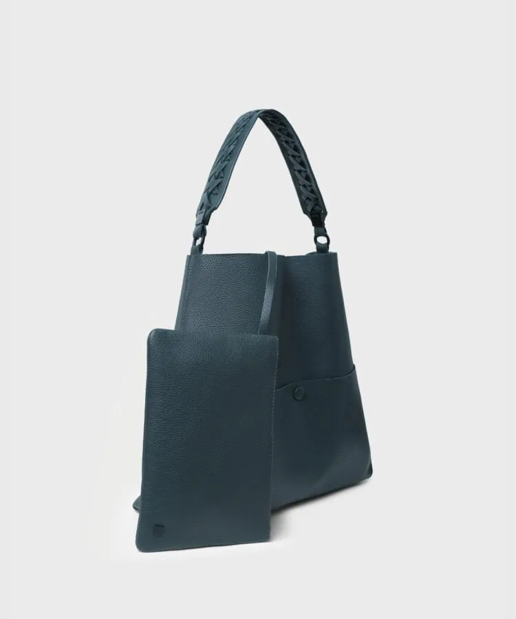 Slim M Stitch Tote Grained Leather Pine