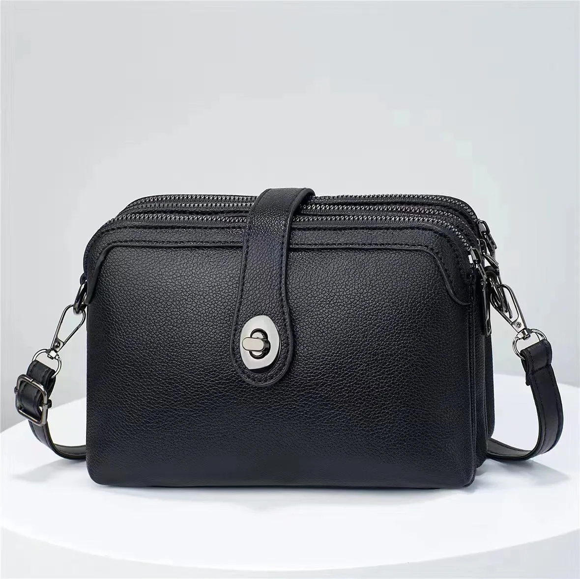 Solid Color Large Capacity Simple Shoulder Bag