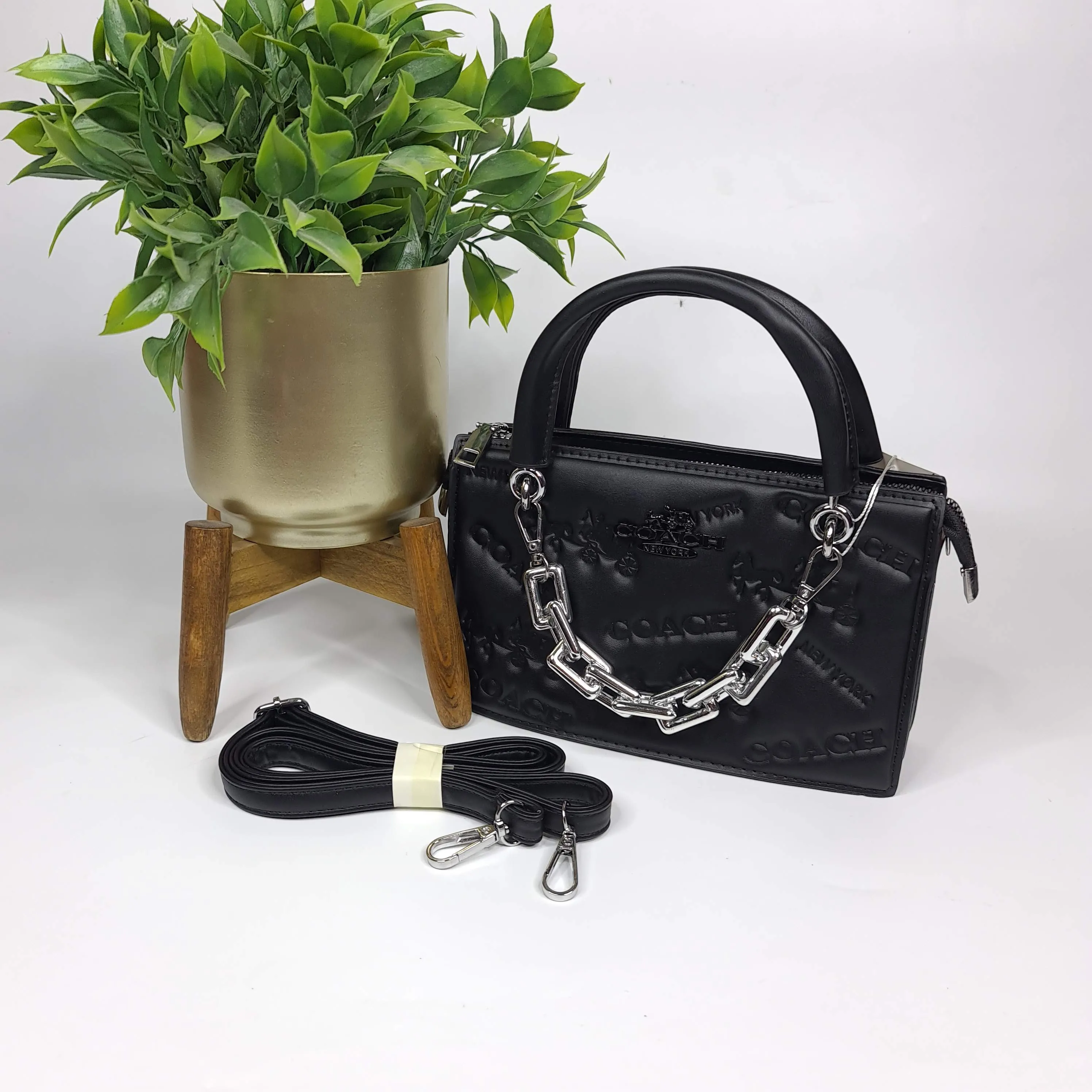 Women Chain Handbags