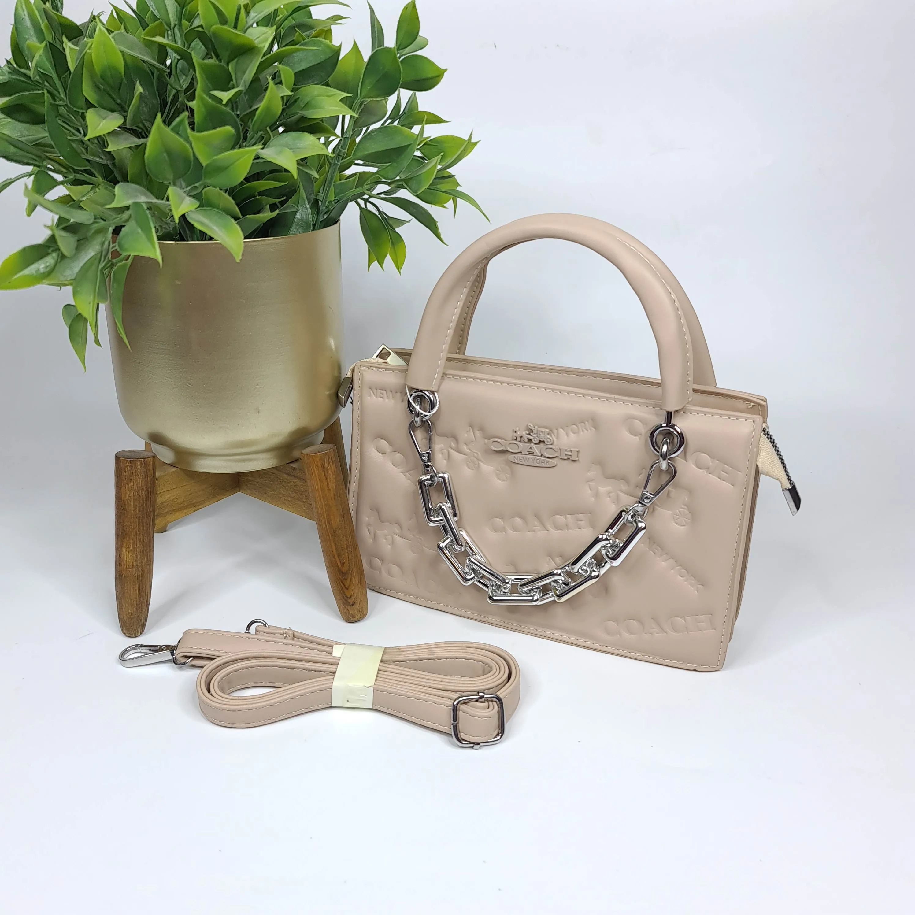 Women Chain Handbags