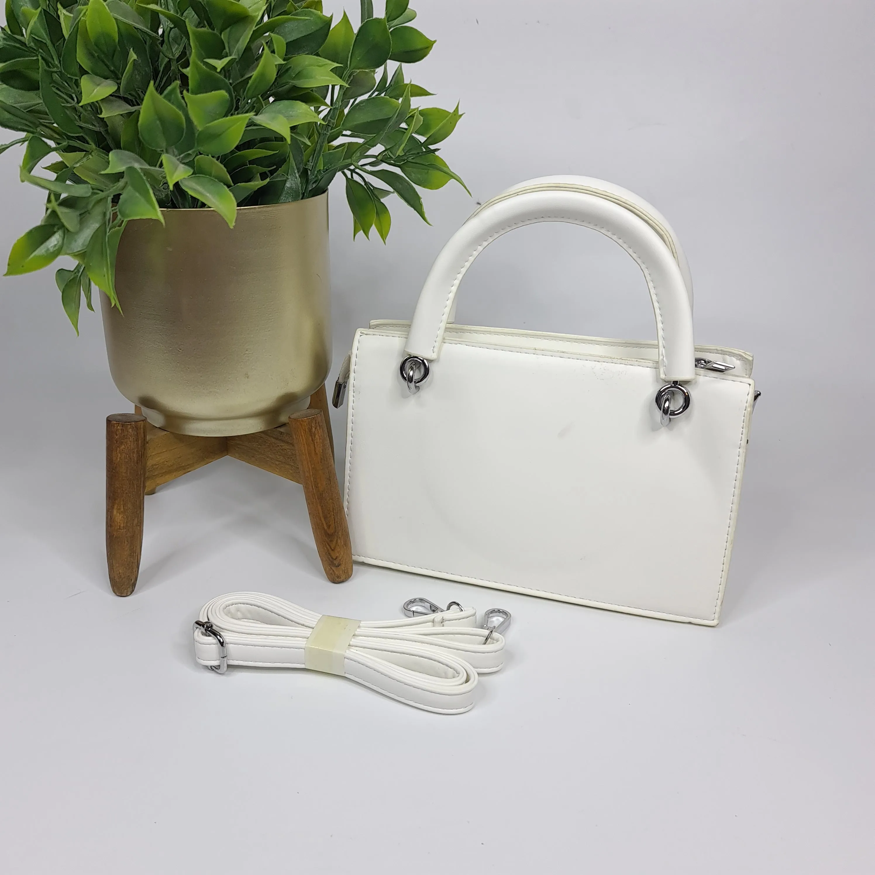 Women Chain Handbags